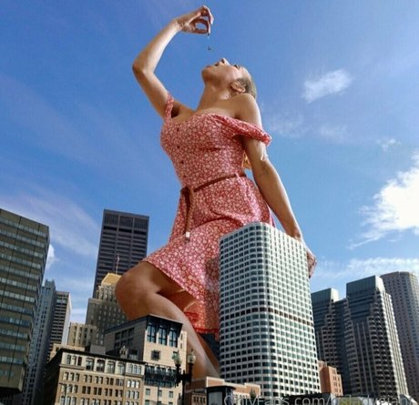 qsladygiant star pretty photo