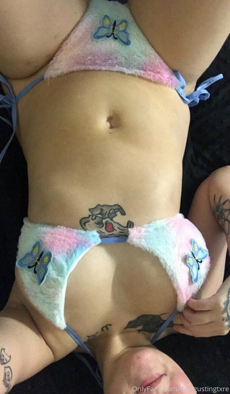 ddisgustingtxre naked pornstar photos