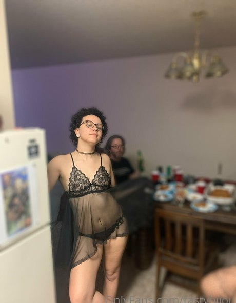 tastybijou nudes star photo