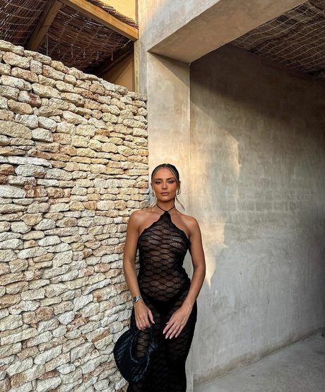 Leah Taylor model exclusive photo