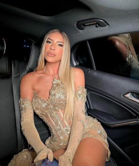 Lorena Improta pornstar pretty pics