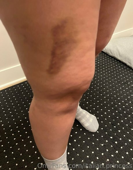 italian princess xxx model photo