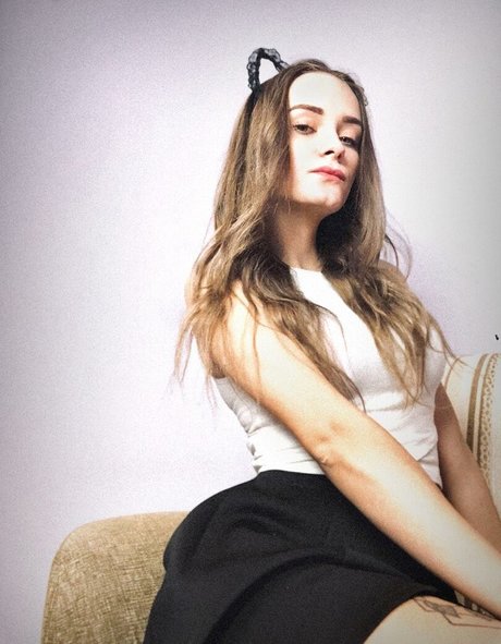 perfect kris free star pictures