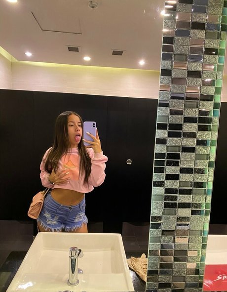 isabellacandy 09 nudes actress pic