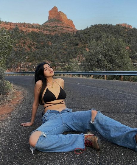 saraecheagaray pornographic actress pictures