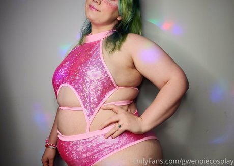 gwenpie model porn archive