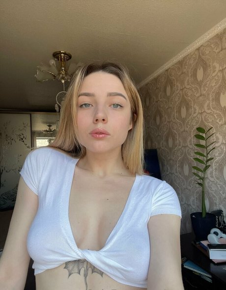 annamyaw model porn gallery