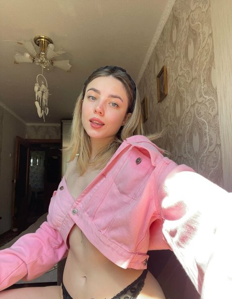 annamyaw adult model archive