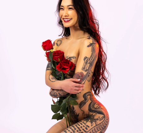 Lana Mae hot model photos