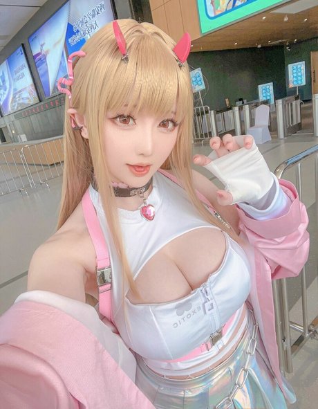 Hoshilily pornstar adult images