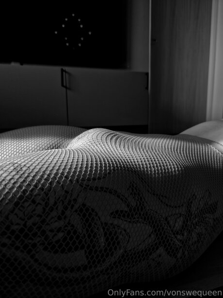 vonswequeen free actress images