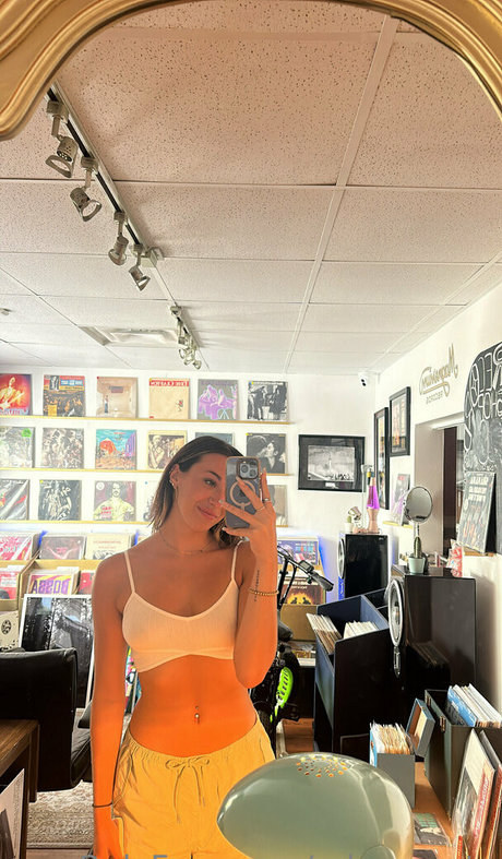 raynaroseetv nice model pics