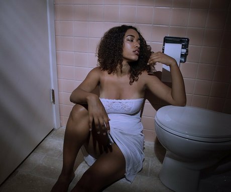 sincerelyamused free pornstar pics