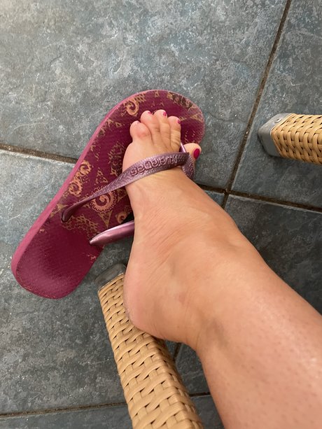 Piedisexyhot hot actress img