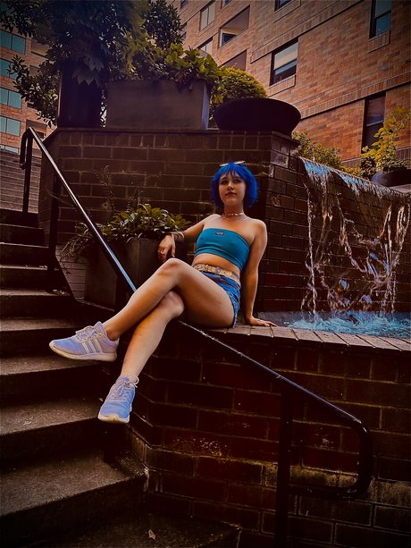 M E_ exclusive pornstar images