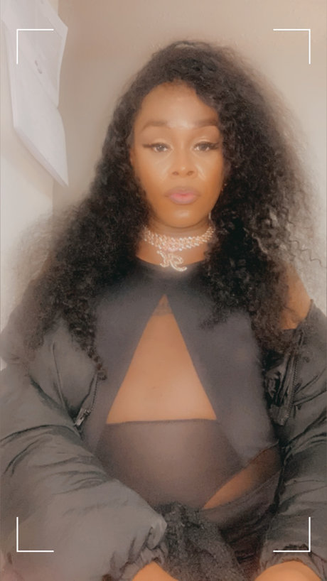 Milania Kanexxx model nice img