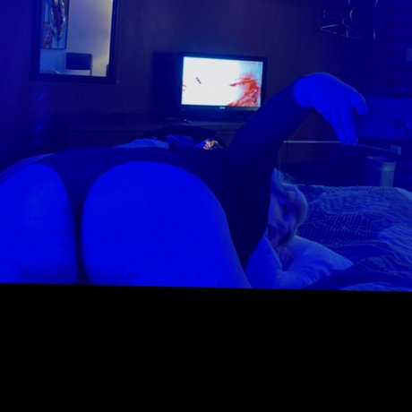 Tayl r ctavia sex model picture