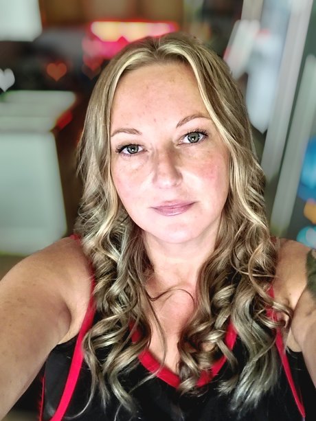 Sherbearsj naked model images