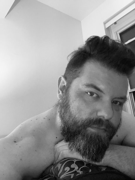 IronRythm porn star pics