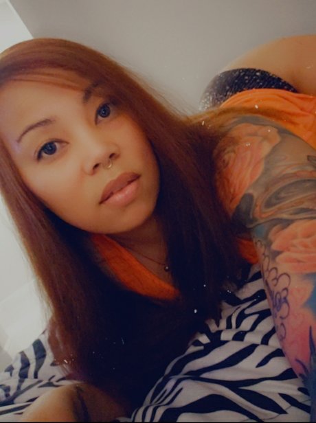 T L A art model pictures