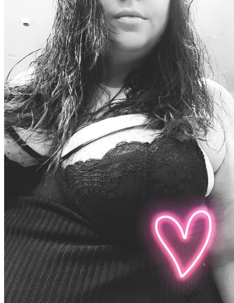 Serena Black exclusive actress images