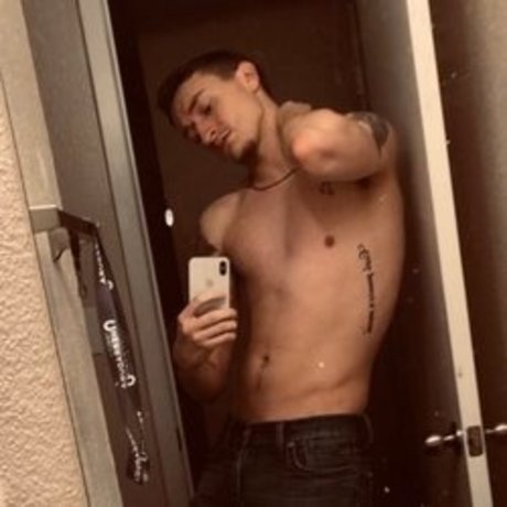 Austin Crane perfect model pic