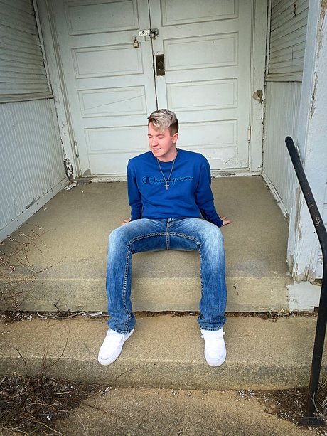 Cameron Weimert model high quality pictures