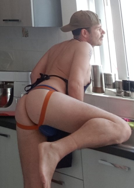 Englad1 pornographic actress photo