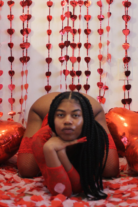 Mistress La_ nude actress img