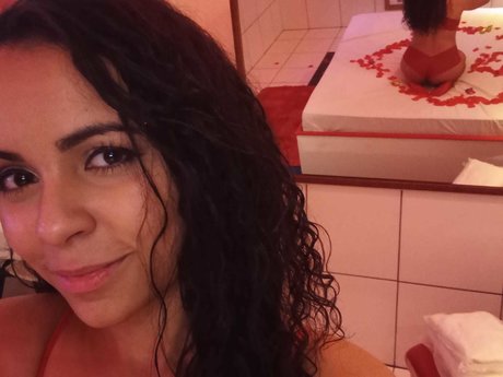 OnlySa star high quality galleries