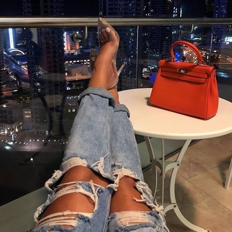 SweetTaty erotic star img