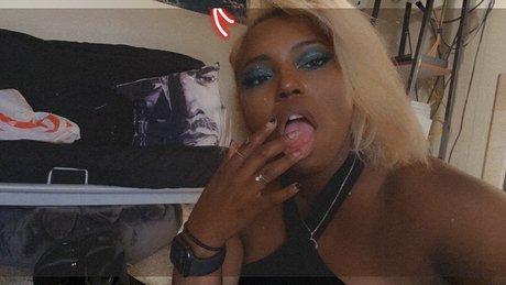 Goddess Nia_ star free pic