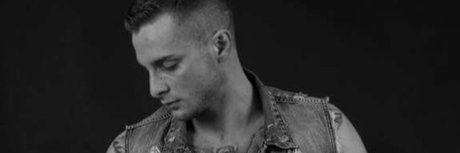 Eros Ressoni model perfect image