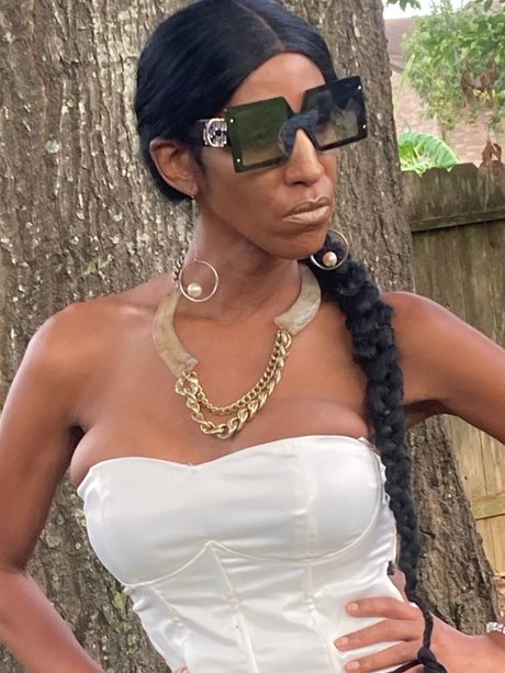 TheeSupermodel sex actress gallery