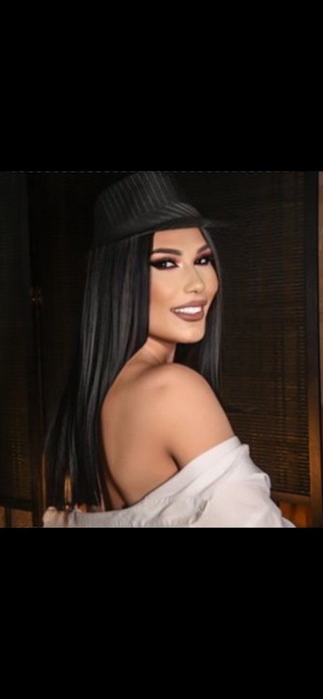 I am Alina exclusive star pictures