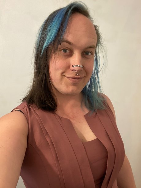 Sutton Sweets sexy pornstar photo