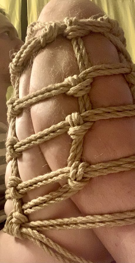 Mutable Worth exclusive model photos