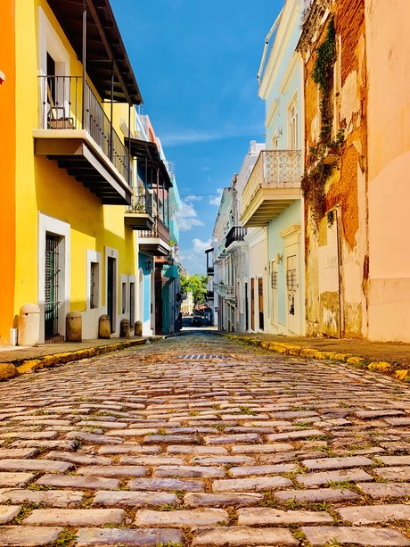 OkayTwunk sexy model image