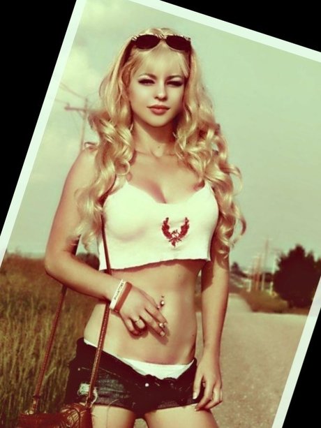 Riley Roar nudes actress archive