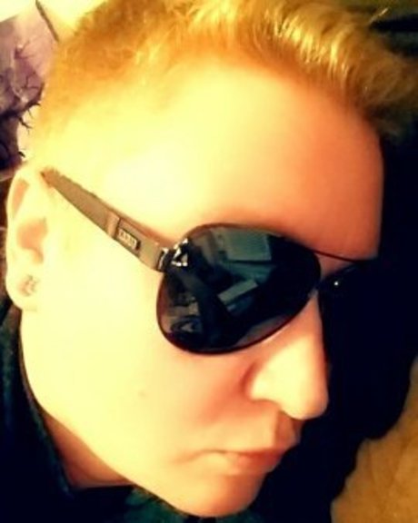 Summer Daze model art pic