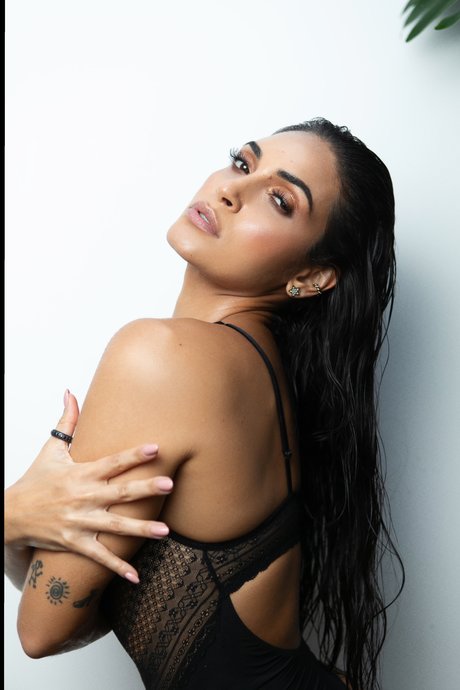 Daya Luz star archive