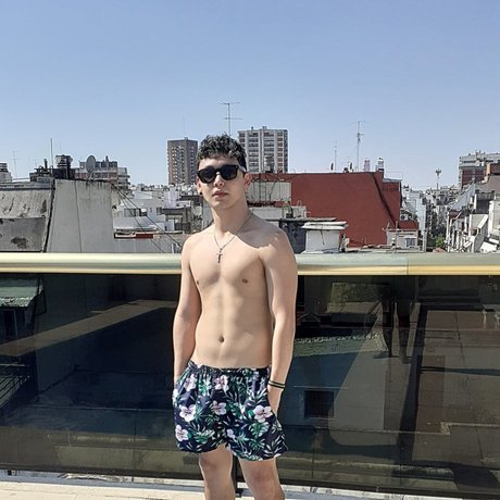 Elenzo nice actress img