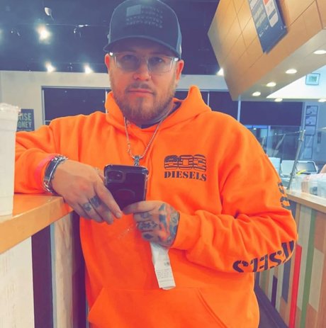 NorsePagan88 model nudes pics