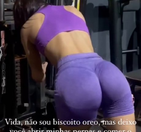 Lemirandar xxx model photo