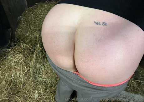 kinkymylffree hot model pictures