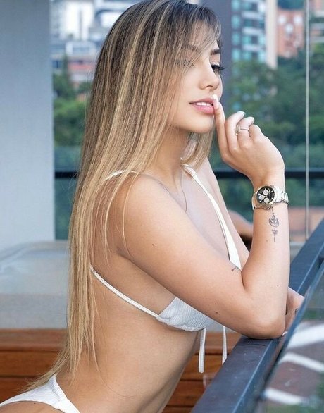 Karen Castano pretty star galleries