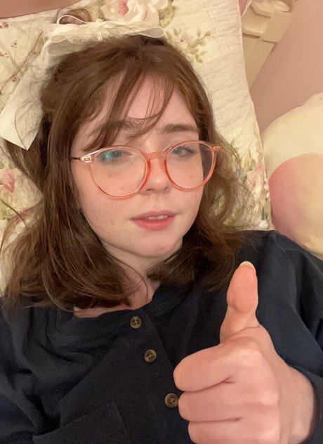 muffinsmuffins222 model pretty pic