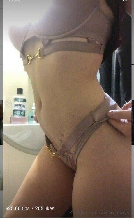 Maddyavalon erotic actress pics