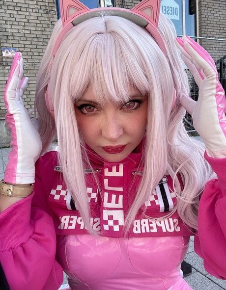 Linameowmeow art model gallery