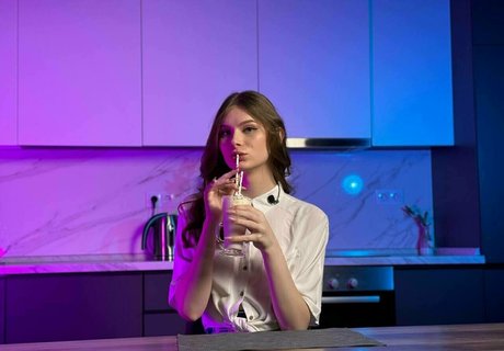 mia ts perfect star pics